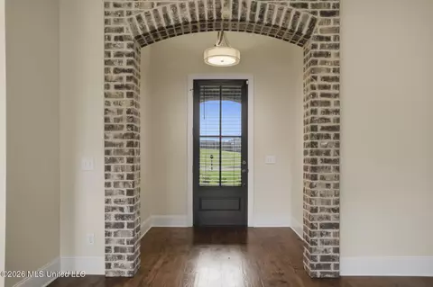 Entry Way - 174 Falls Xing, Madison, MS 39110 photo 1 of 2