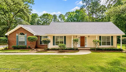 138 Estelle Dr, Lucedale, MS 39452