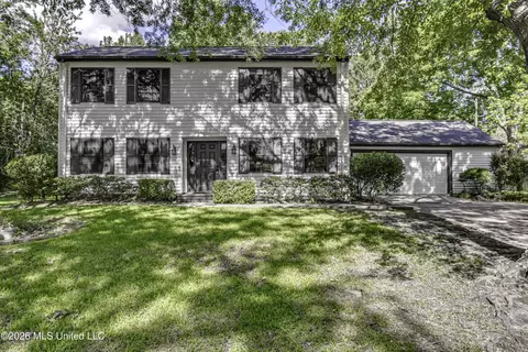 121 N Central Ave, Ridgeland, MS 39157