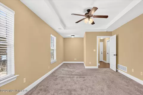 Entry Way - 859 W Fairway Pointe Cv, Hernando, MS 38632 photo 1 of 1