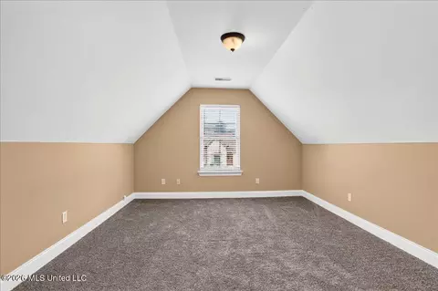 Bedroom - 859 W Fairway Pointe Cv, Hernando, MS 38632 photo 4 of 4