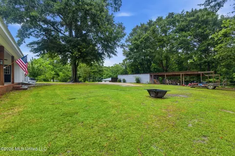 Exterior - 1310 W Border Ave, Wiggins, MS 39577 photo 1 of 1