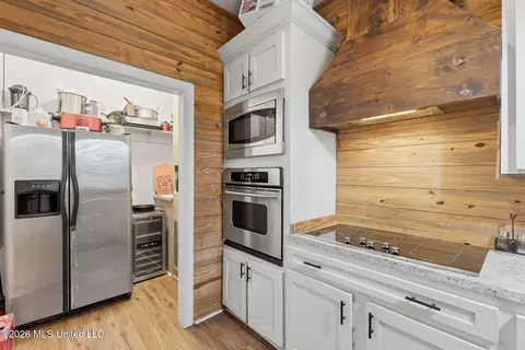 Kitchen - 1310 W Border Ave, Wiggins, MS 39577 photo 2 of 2