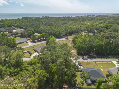 Plum Street, Ocean Springs, MS 39564