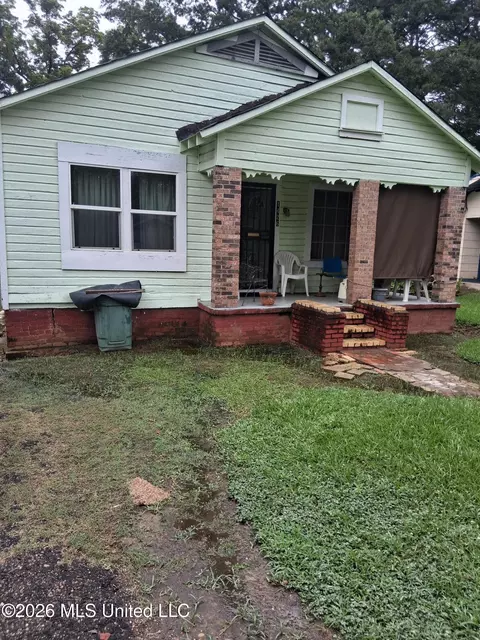 1426 Pillars St, Jackson, MS 39213