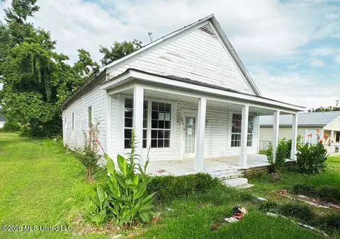 604 Central Ave, Belzoni, MS 39038