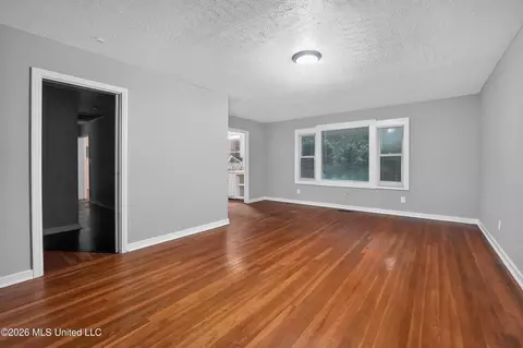 Living - 3110 Peterson Dr, Jackson, MS 39212 photo 6 of 6