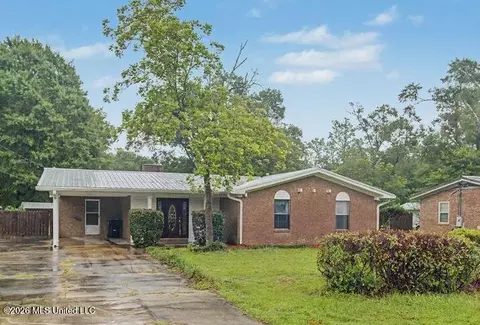 212 Old Highway 49, Perkinston, MS 39573