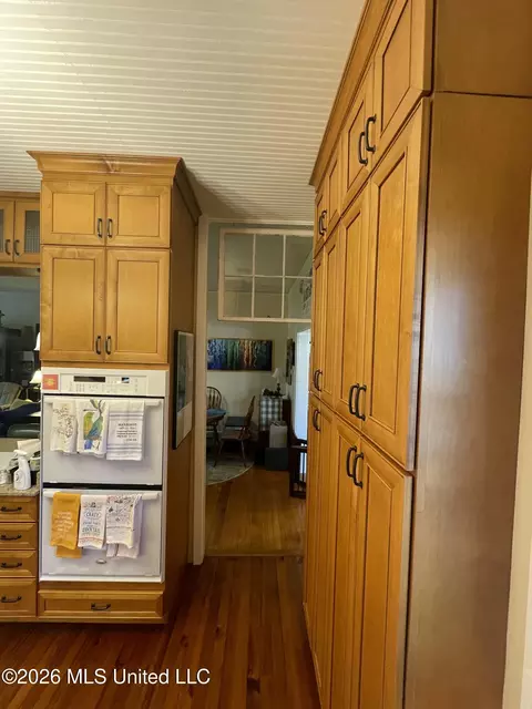 Kitchen - 519 S Jackson St, Brookhaven, MS 39601 photo 3 of 5