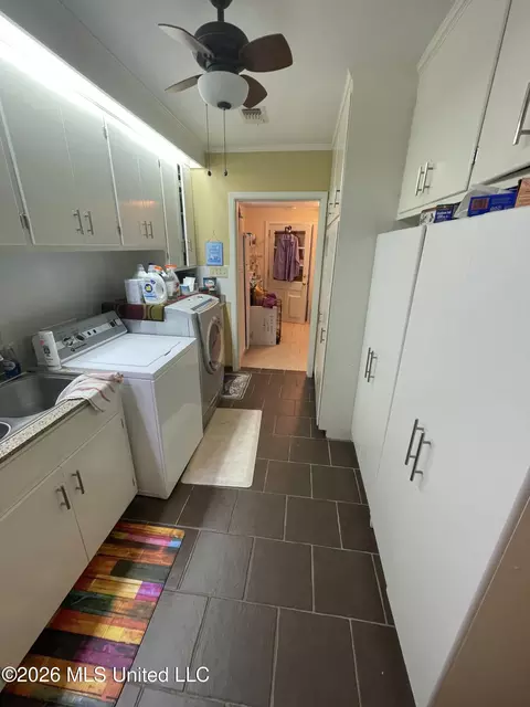 Other - 519 S Jackson St, Brookhaven, MS 39601 photo 2 of 10