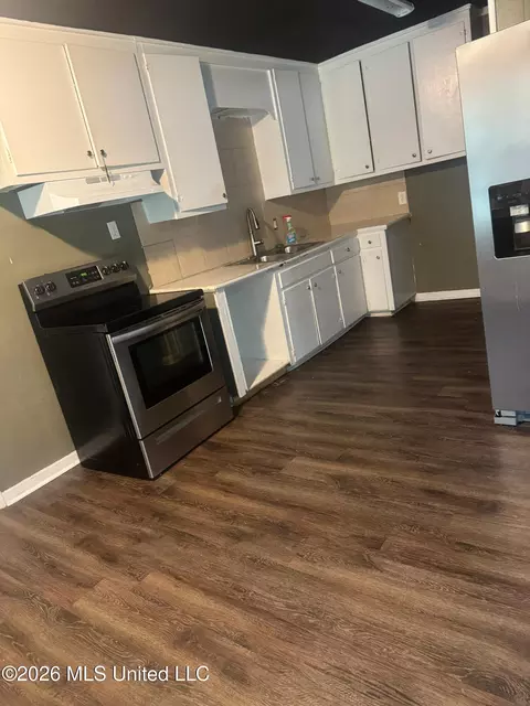 Kitchen - 4167 Del Rosa Dr, Jackson, MS 39206 photo 1 of 1