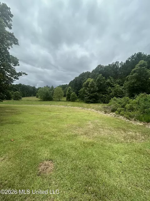 1308 Barlow Dr # A, Utica, MS 39175
