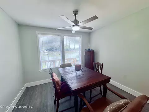 Dining - 10863 Ben Vorlichs Head, Hernando, MS 38632 photo 2 of 2