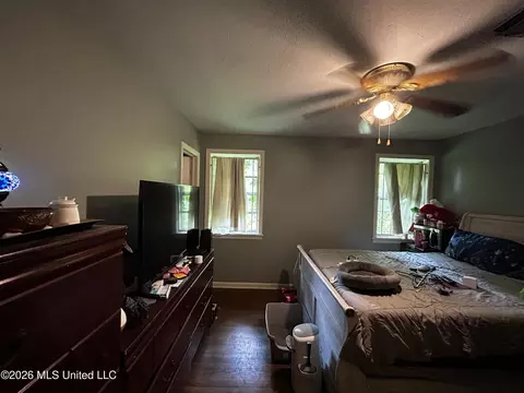 Bedroom - 720 Colonial Cir, Jackson, MS 39211 photo 1 of 2