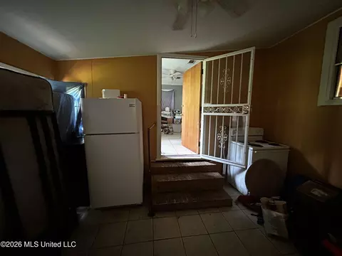 Other - 720 Colonial Cir, Jackson, MS 39211 photo 6 of 8