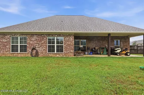 Exterior - 247 Tucker Dr, Brandon, MS 39042 photo 5 of 5