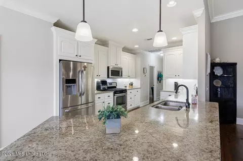 Kitchen - 247 Tucker Dr, Brandon, MS 39042 photo 1 of 1