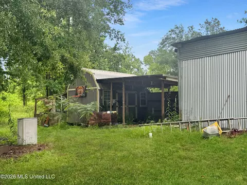 Exterior - 2350 S Co Road 114, Magee, MS 39111 photo 12 of 13