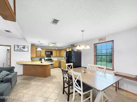 Dining - 2350 S Co Road 114, Magee, MS 39111 photo 1 of 2