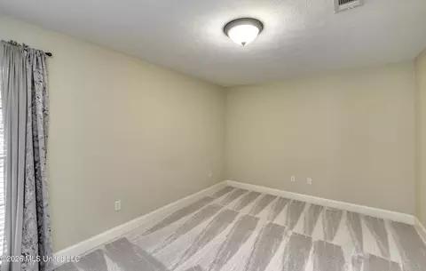 Bedroom - 164 Britton Cir, Flowood, MS 39232 photo 5 of 10