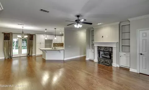 Living - 164 Britton Cir, Flowood, MS 39232 photo 1 of 5