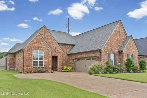 Exterior - 3452 Kreunen St, Nesbit, MS 38651 photo 2 of 7