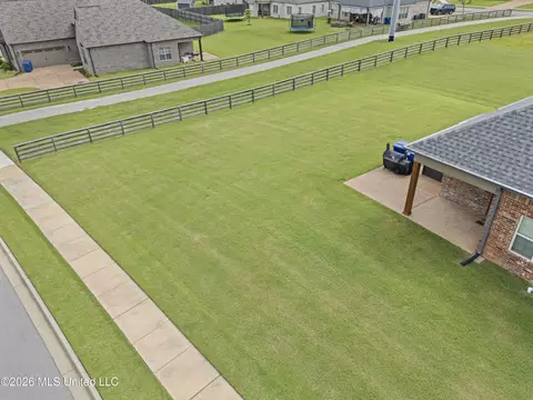 Exterior - 3452 Kreunen St, Nesbit, MS 38651 photo 5 of 7