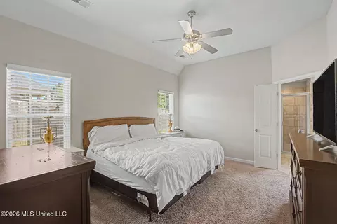 Bedroom - 143 Magnolia Gardens Dr, Hernando, MS 38632 photo 1 of 4