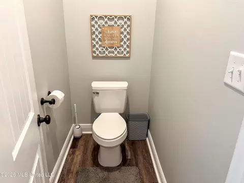 Bath - 187 Sandra Parker Dr, Lucedale, MS 39452 photo 7 of 15
