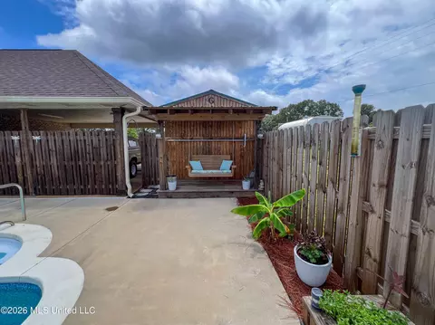 Exterior - 187 Sandra Parker Dr, Lucedale, MS 39452 photo 8 of 35