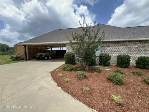 Exterior - 187 Sandra Parker Dr, Lucedale, MS 39452 photo 3 of 35