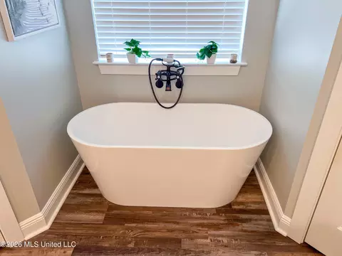 Bath - 187 Sandra Parker Dr, Lucedale, MS 39452 photo 6 of 15