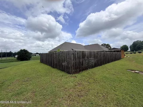 Exterior - 187 Sandra Parker Dr, Lucedale, MS 39452 photo 12 of 35
