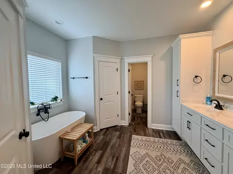 Bath - 187 Sandra Parker Dr, Lucedale, MS 39452 photo 2 of 15