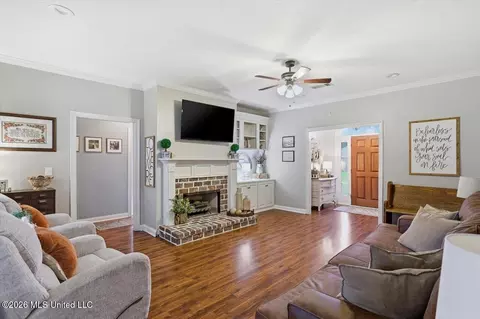 Other - 406 Pecan Cir, Brandon, MS 39042 photo 4 of 10