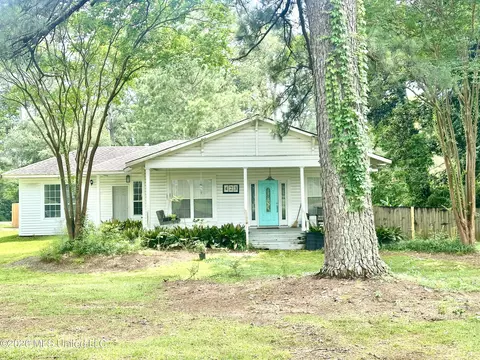 423 Natchez Ave, Brookhaven, MS 39601