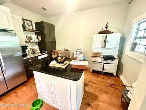 Kitchen - 423 Natchez Ave, Brookhaven, MS 39601 photo 3 of 3