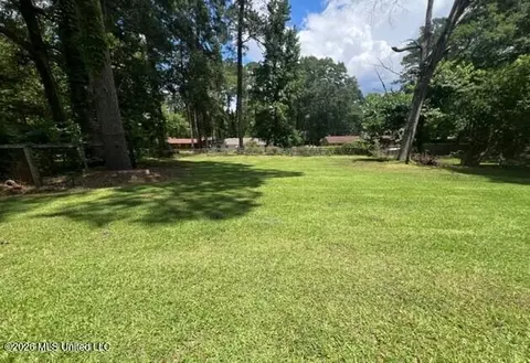360 Pine Ridge Rd, Jackson, MS 39206 photo 5