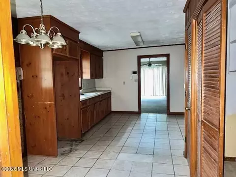 360 Pine Ridge Rd, Jackson, MS 39206 photo 14