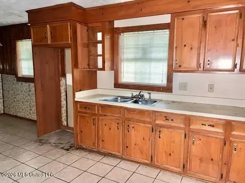 360 Pine Ridge Rd, Jackson, MS 39206 photo 12