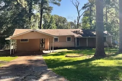 360 Pine Ridge Rd, Jackson, MS 39206