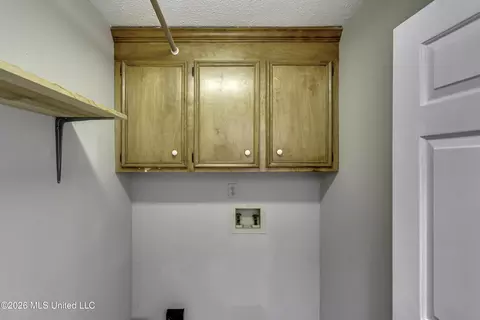 Other - 826 Riverchase Dr, Brandon, MS 39047 photo 6 of 10