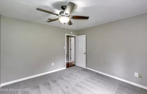 Bedroom - 826 Riverchase Dr, Brandon, MS 39047 photo 3 of 8