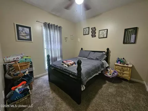 Bedroom - 101 Grandview, Florence, MS 39073 photo 2 of 3