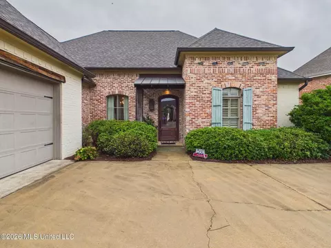 125 Belle Ct, Madison, MS 39110