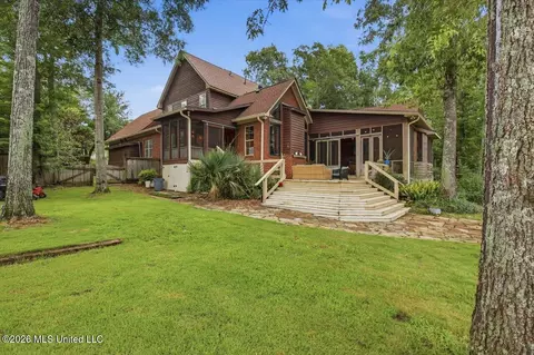 Exterior - 1109 Foxpoint, Brandon, MS 39047 photo 12 of 21