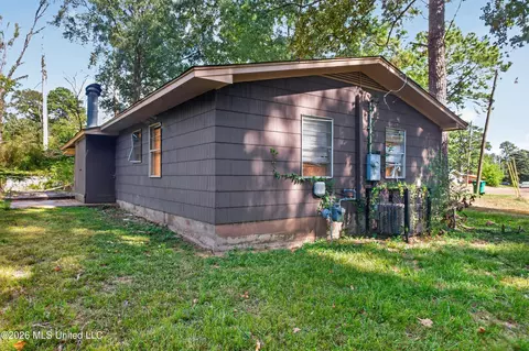 Exterior - 2650 Maria Ter, Jackson, MS 39204 photo 2 of 8