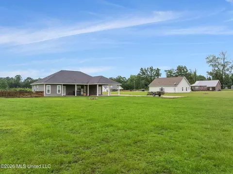 Exterior - 113 Water Oak Dr, Lucedale, MS 39452 photo 5 of 5