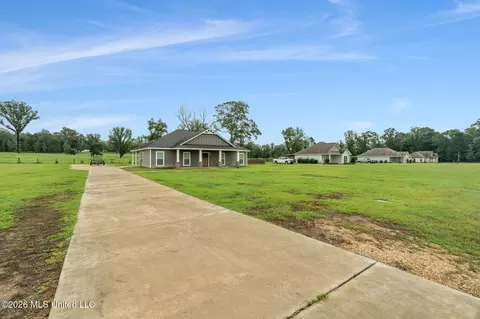 Other - 113 Water Oak Dr, Lucedale, MS 39452 photo 1 of 7