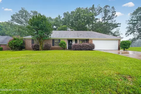 5365 Wynndyke Cir, Jackson, MS 39209